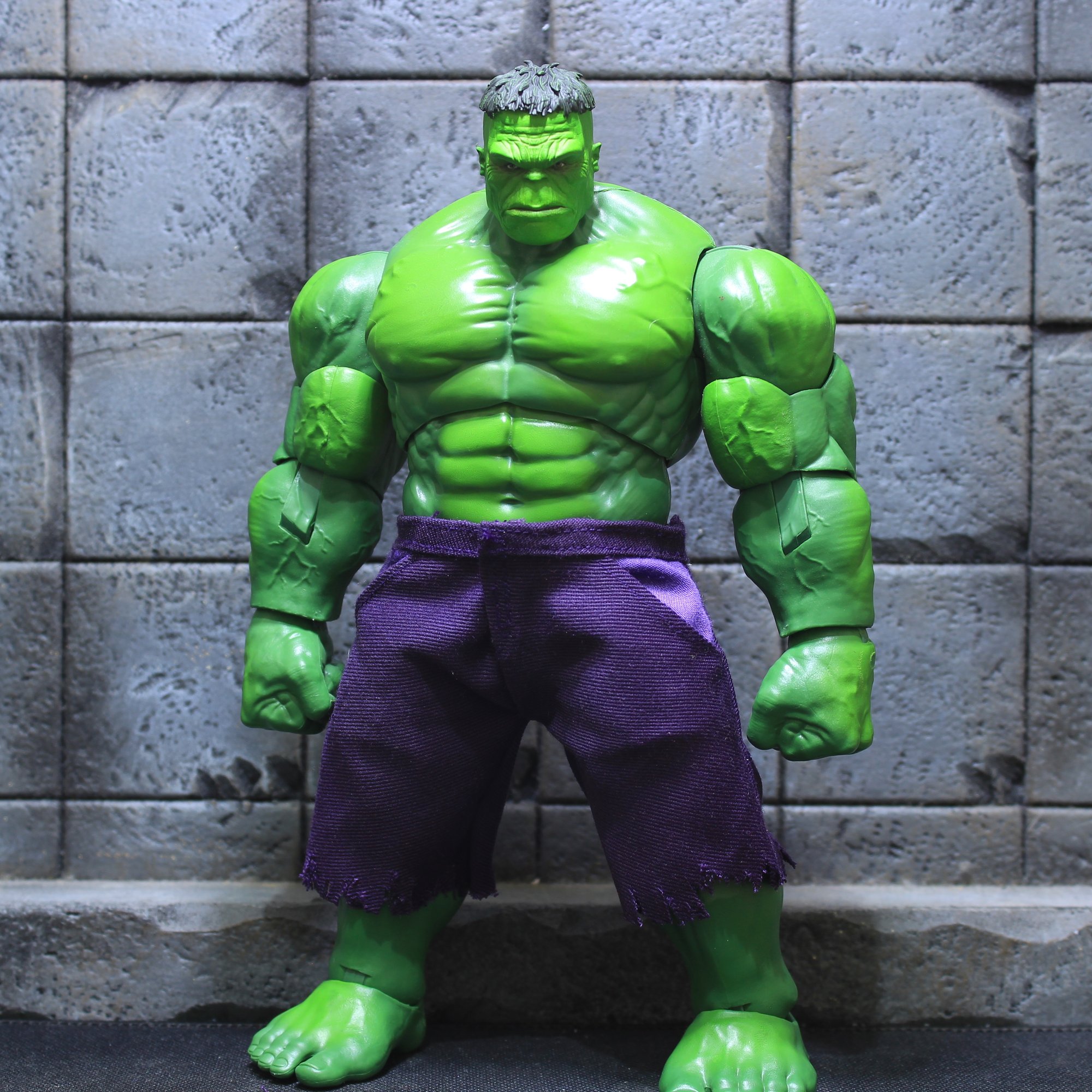 Custom hulk action figure online